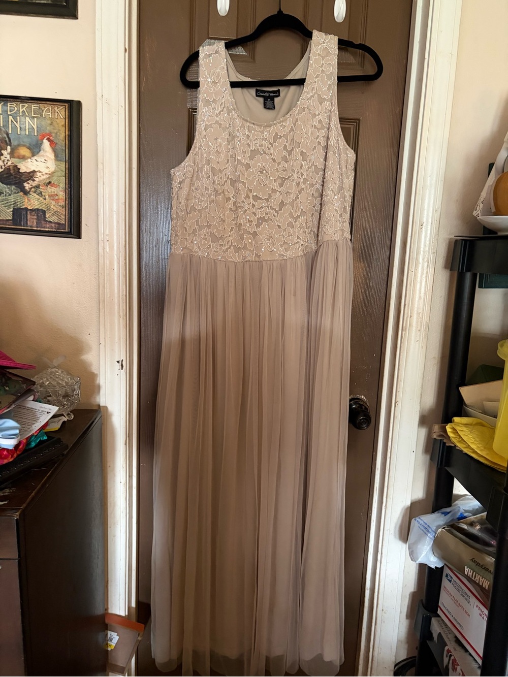Elegant Lace & Chiffon Maxi Dress in Taupe